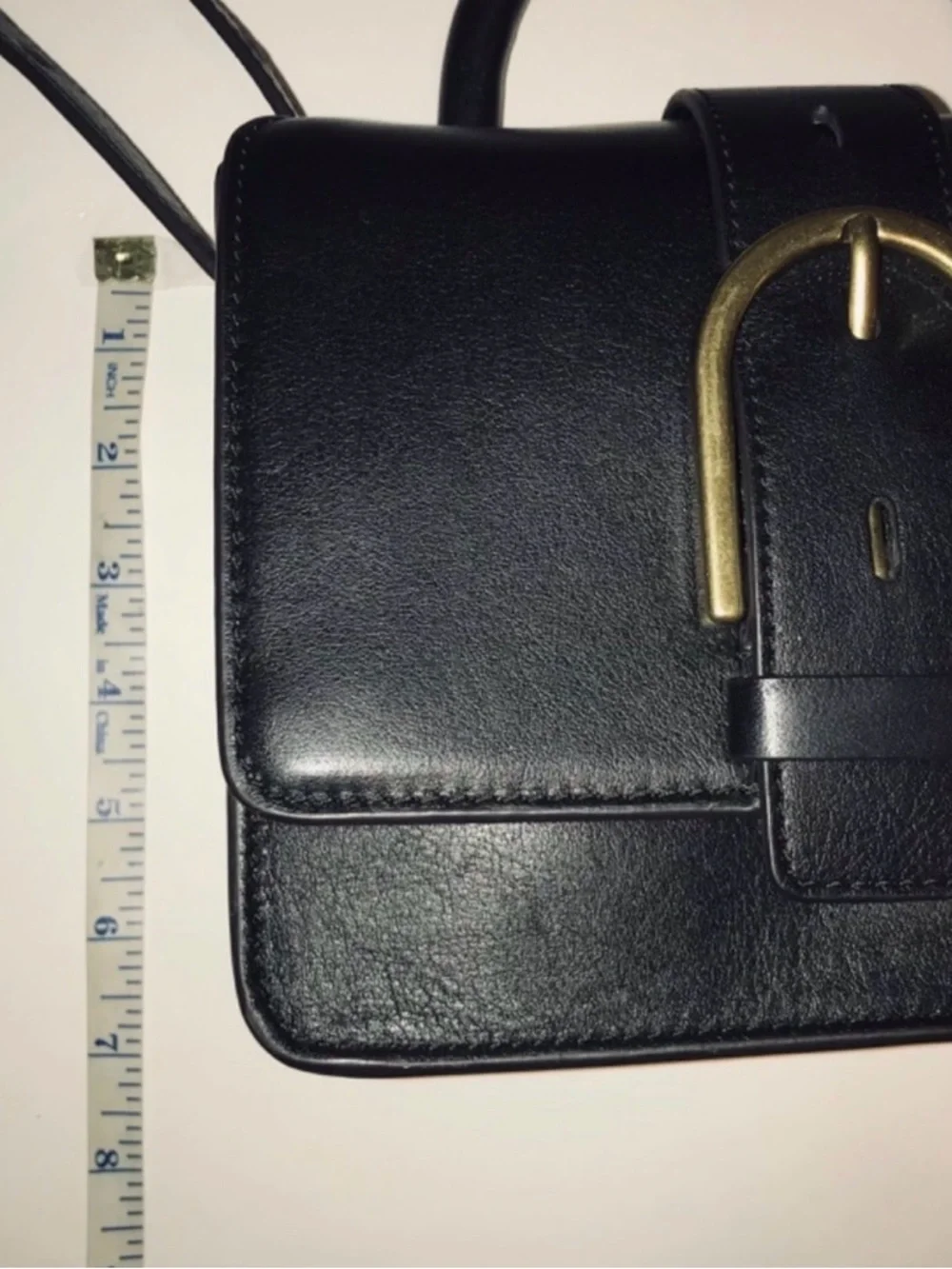 Fossil blackLeather Top-Handle Bag with Gold Buckle